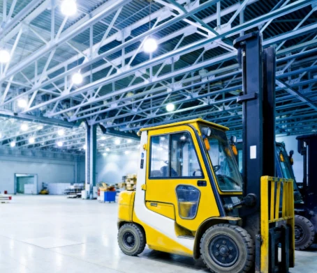 OEM warehouse logistics with forklift