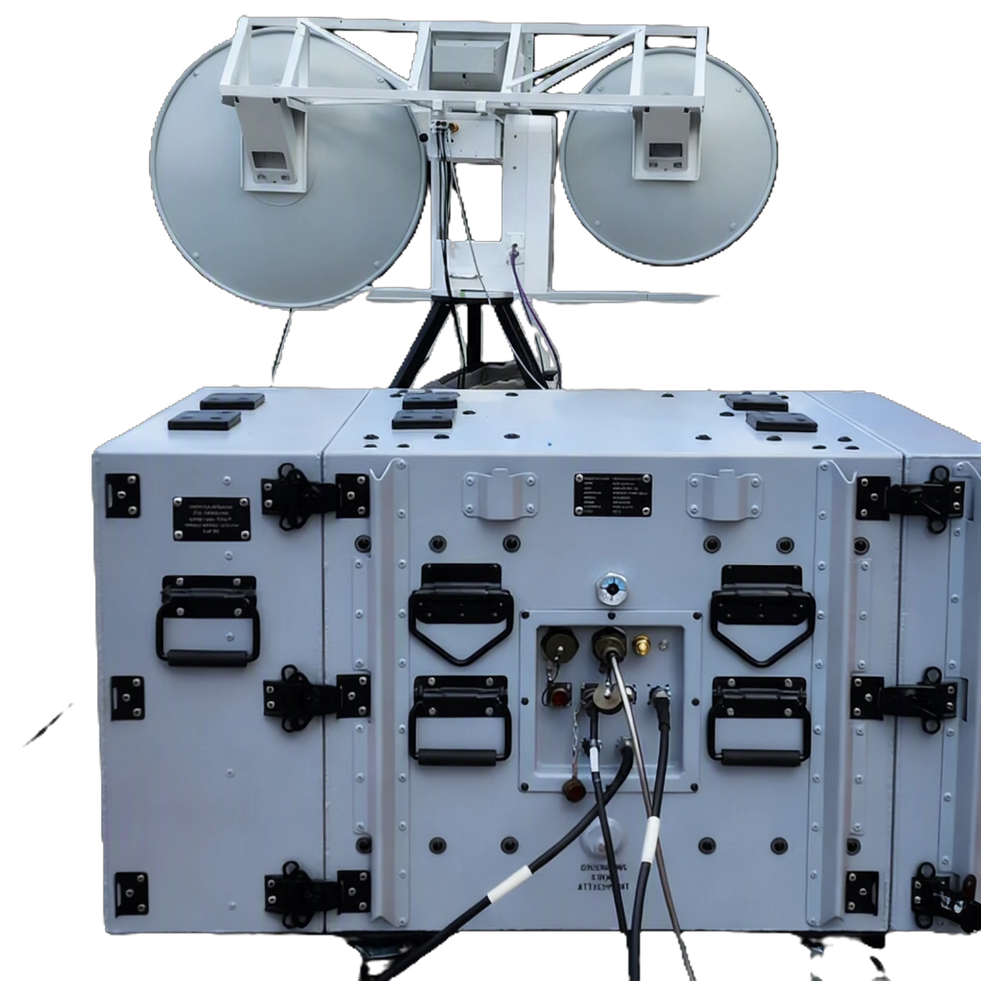 Target Military rackmount case deployed in the field with antenna system